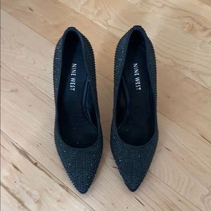 Black embellished pumps. Size 6.5.